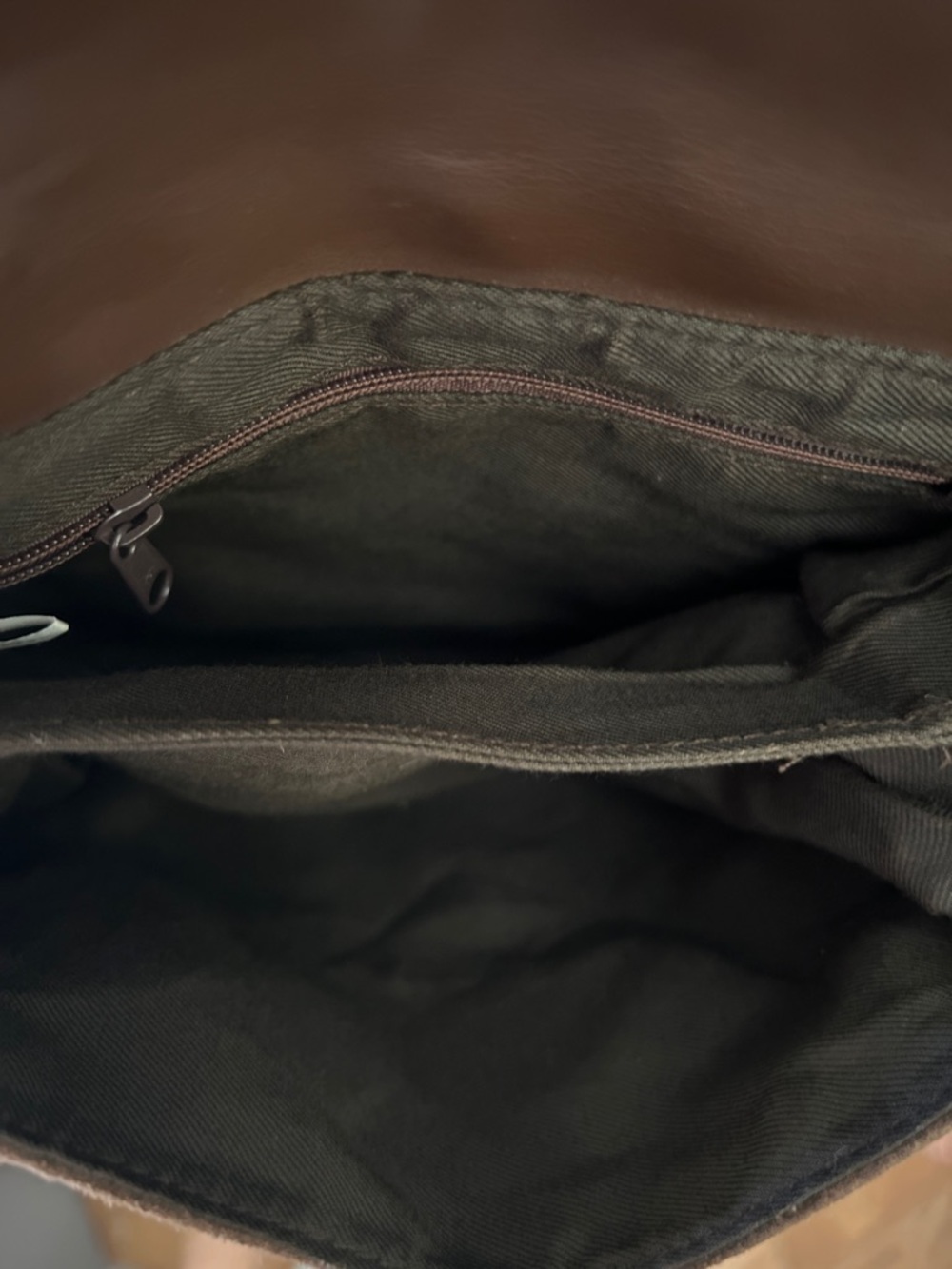 Western Brown Suede Crossbody Bag with Tassel  Festival Concert Travel - Picture 8 of 8